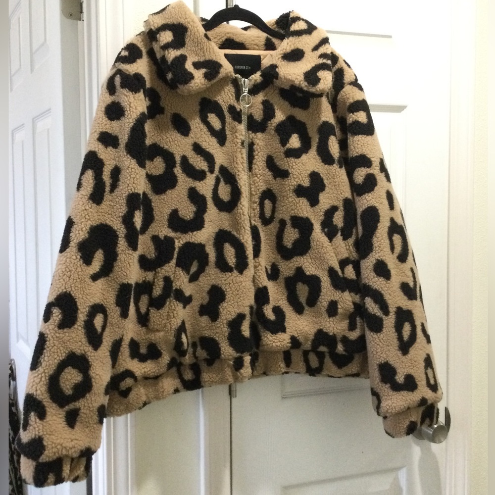 Forever 21 Tan and Black Leopard Print Sherpa Bomber Jacket
